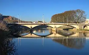 Le pont Canot (vue aval).