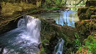 Barrage de l'ancien moulin sur le Sesserant