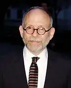 Bob Balaban (Russell Dalrymple)
