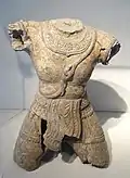 Corps d'une divinité mâle (Śiva?). Yang Mum, Gia Lai. XIVe – XVe siècle. Céramique brune.MH Vietnam