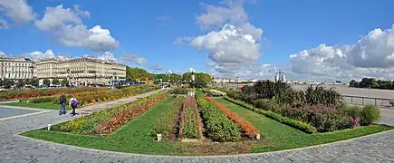 Le Jardin des Lumières, quai de la Douane.