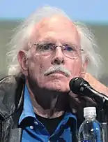 Bruce Dern interprète le général Sandy Smithers, le Confédéré.