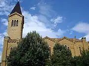 Église Saint-Polycarpe.