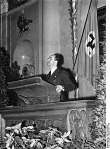 Ernesto Grassi(1902–1991)