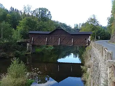 Pont en bois.