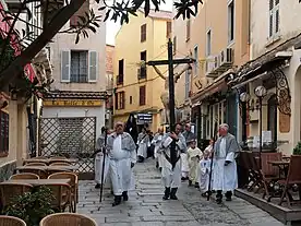 Dans la rue Clemenceau