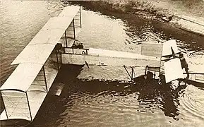 l'hydravion Canard Voisin