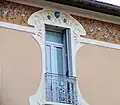 Détail de la décoration de l'immeuble du no 45 boulevard Carnot