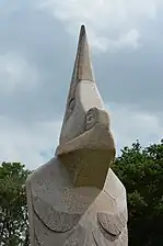 Sculpture réalisée en 2021 par Xavier Tanguy à Carnoët dans la Vallée des Saints