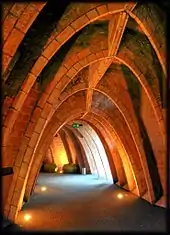 Les voûtes en chaînette.