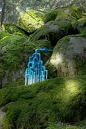 sculpture utilisant la plomberie