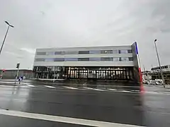 La caserne de pompiers.