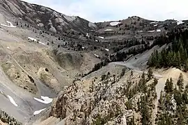 Vue sur les ultimes kilomètres de l'ascension.