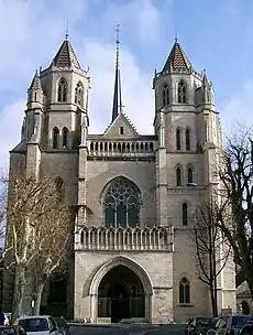 La cathédrale Saint-Bénigne de Dijon.