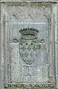Blason des Chateaubriand sur la façade.