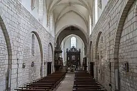 La nef de l'église.