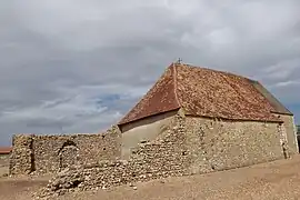 Ruines du prolongement de la nef.