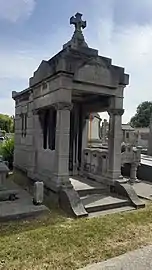 Chapelle famille Mulliez-Delemazure-Lefebvre.