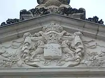 Fronton du château de Divonne.