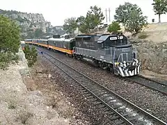 Train primera express à Divisadero.