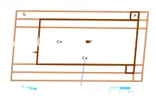 Dessin en couleurs représentant le plan d'un bâtiment antique.