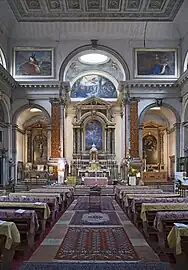 Intérieur de l'église San Luca Evangelista à Venise