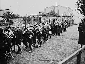 Déportation des enfants du ghetto de Lodz vers le camp d'extermination de Chelmno, septembre 1943