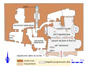 Plan en couleurs d'un réseau de cavités troglodytiques.