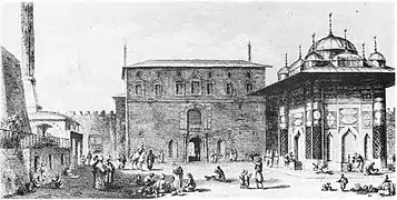 La fontaine et la Porte Impériale (avant son incendie), eau-forte de Choiseul-Gouffier (fin du XVIIIe siècle). À gauche, un angle de Sainte-Sophie.