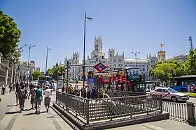 Image illustrative de l’article Banco de España (métro de Madrid)