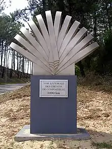 Borne des 1 000 km de Saint-Jacques à Mimizan, sur la voie de Soulac