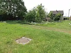 Le puits no 2 dans son environnement.