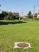 Le puits no 3 dans son environnement.