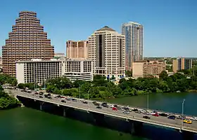 Image illustrative de l’article Ann W. Richards Congress Avenue Bridge