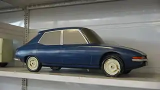 Une maquette de prototype de M35