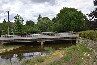 Le pont sur la Suize à Crenay.