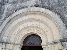 Église paroissiale Saint-Macrin-Saint-Jean-Baptiste de Criteuil, inscription
