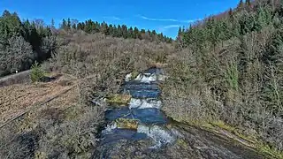 Cascades en aval du barrage.