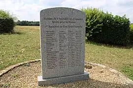 Le monument aux morts du 1er bataillonde tirailleurs somalis, réédifié en 2014 et succédant à un monument de 1961.
