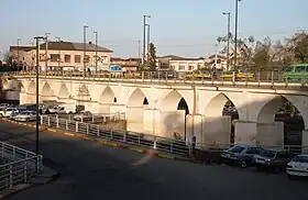 Pont Davazdah Cheshmeh