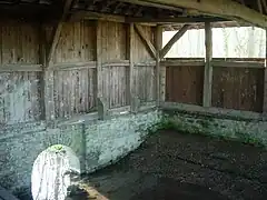 Le lavoir sur le Bétrot.