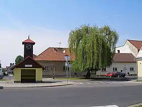 Dobříň