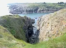 L'entrée de l'anse de Merrien près de Puch Kersécol.