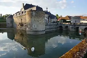 Image illustrative de l’article Château d'Étoges