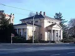 Le pavillon d'octroi (de) de Leipzig construit par Thormeyer (1827-1829).