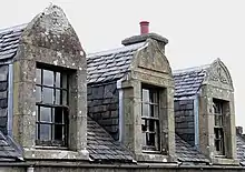 Détails des lucarnes.