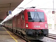 Une locomotive Taurus des ÖBB, dont la série a permis la création des « 18 ».