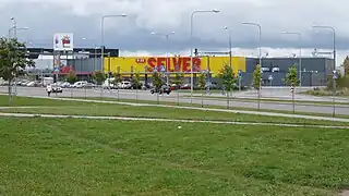 Hypermarché Selver dans le quartier Mustakivi de Tallinn.
