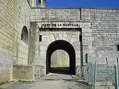 260 m plus haut, entrée du fort