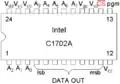 Le brochage de la puce Intel C1702A. La patte 14 est le Chip Select, actif quand il est à 0 V.